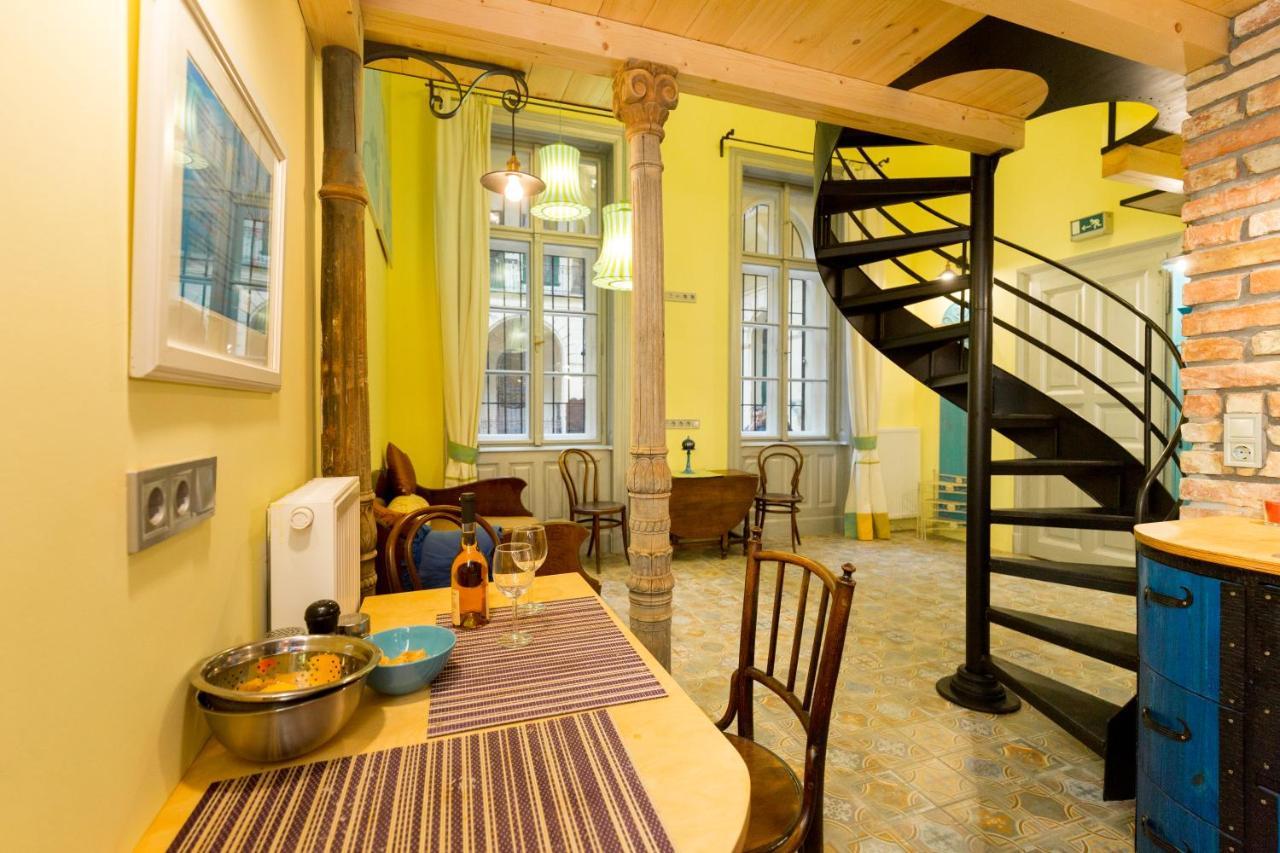 Artistic Apartment Budapest Exterior photo